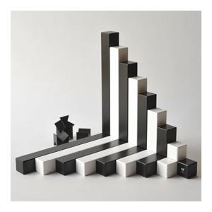 ネフ社 Naef アングーラ モノクロ Angular black & white