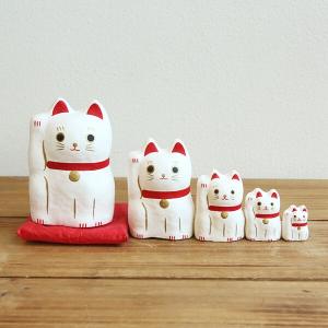 《 和雑貨 張り子 》★即日出荷★石川紙業 はりこーシカ 招き猫 白 (在庫限り) ねこ ネコ 猫 贈り物 縁起物 金運 右招き猫 マトリョーシカ