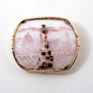 イタリア人作家手彫り シェルカメオ 18金枠 ブローチ ペンダントトップ