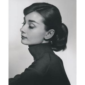 オードリーヘップバーン　静謐のモノトーン Audrey Hepburn、輸入　写真　11825