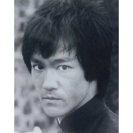 大型写真(約35.5x28cm)　ブルースリー　Bruce Lee　輸入　写真　mb096