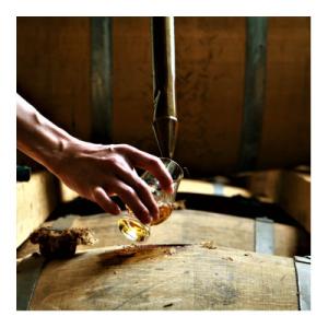 ふるさと納税 長浜市 長濱蒸溜所 アマハガン ...の詳細画像1