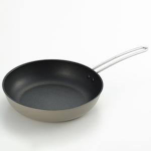 ふるさと納税 弥彦村 栗原はるみ　IH対応浅型フライパン28cm(グレー)