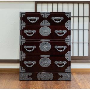 ふるさと納税 利府町 仙台箪笥　五ツ抽箪笥　木地呂漆塗り　(お申込書返送後2ヶ月〜5ヶ月以内でお届け)