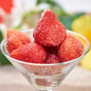 ふるさと納税 宇美町 フルーツソムリエが選んだ福岡産1.5kg冷凍あまおう(宇美町)