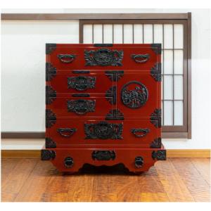 ふるさと納税 利府町 仙台箪笥 中型車箪笥 朱色漆塗り KEB-18 (お申込書返送後2ヶ月〜5ヶ月以内でお届け)