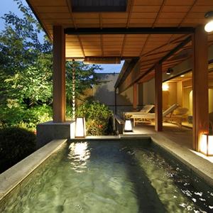 ふるさと納税 伊豆の国市 湯めぐりの宿吉春　平日限定　1泊2食付　ペア宿泊券