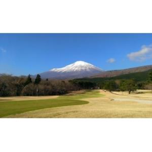 ふるさと納税 小山町 富士篭坂36ゴルフクラブプレー利用券 2枚