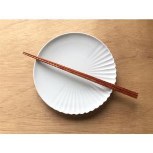 有田焼 吉右衛門窯 165片菊割プレート.金泡【16.5cm 中皿 丸皿 変形皿