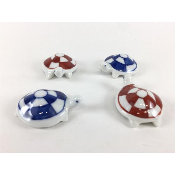 メール便送料無料 有田焼 伯父山窯 亀箸置 市松 青 赤 箸置き 置き物 飾り かわいい カメ かめ...