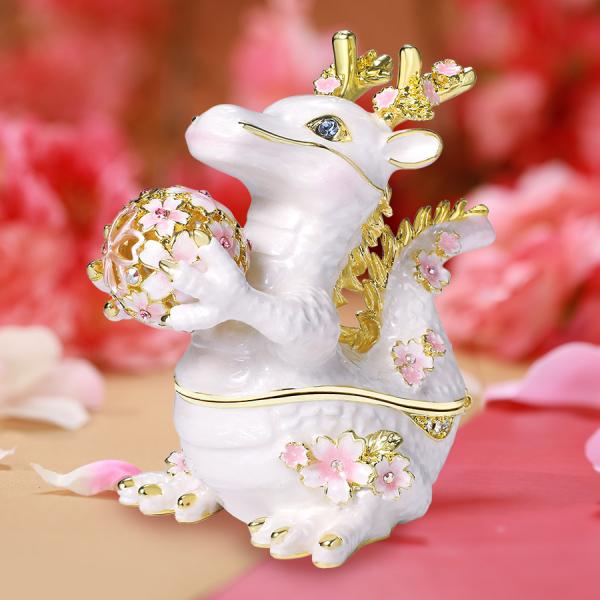 【正規品】 ＜桜の守り竜＞かわいい子龍 辰年 干支の置物 竜 龍 さくら 置物 インテリア 雑貨 玄...