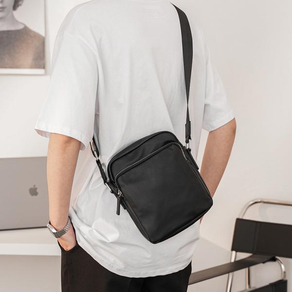 ミニショルダーバッグ メンズ ショルダーバッグ ミニバッグ シンプル キレイメ 小さめ バッグ レザ...