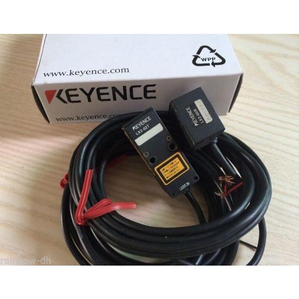 KEYENCE LX2-02 ( LX2-02R &amp; LX2-02T ) Laser Sensor ...