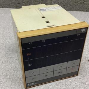 中古スワロー電機 AVR-Eシリーズ 交流定電圧電源装置 AVR-1500E