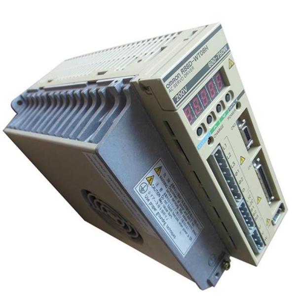 R88D-WT08H OMRON Servo Drive R88DWT08H オムロン
