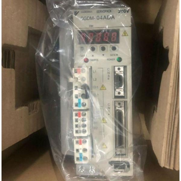 SGDM-04ADA Yaskawa Sigma-II AC Servo Drive SERVOPA...