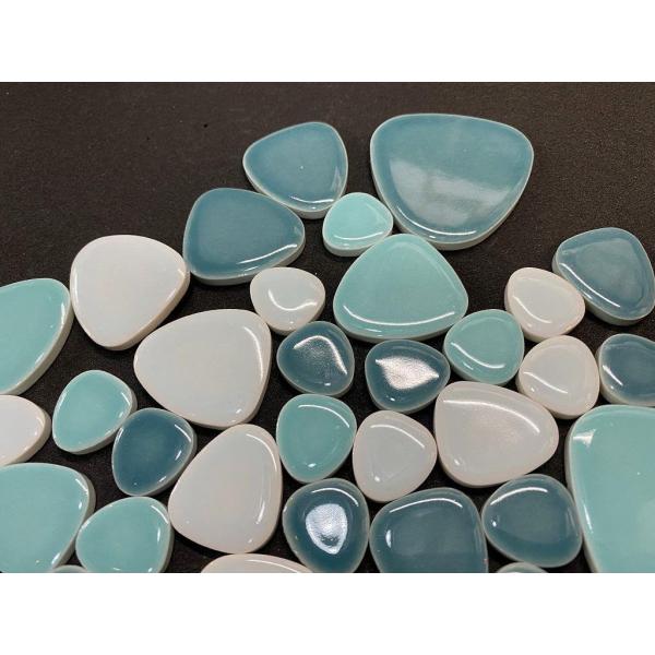 玉石タイル 袋詰め T-17 グリーンMIX 160g 袋入り