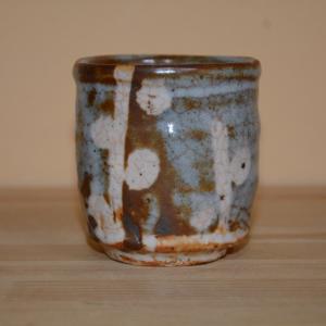 加藤達次　鉄絵灰志野茶碗　湯呑 加藤達次 鉄絵灰志野茶碗 湯呑