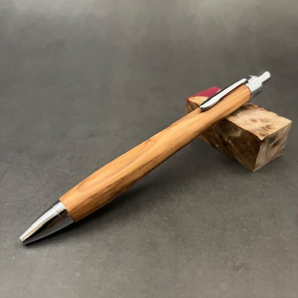 やまだ工房木軸ボールペン　Ｇ２規格　吉野杉軸　吉野杉瘤杢手作りボールペン　メール便送料無料