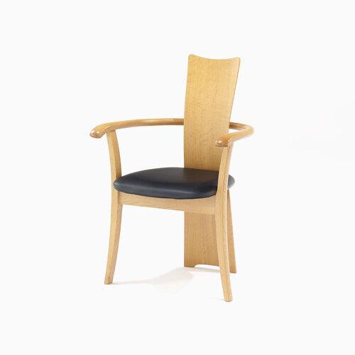 大塚家具 ダイニングチェア(アーム) 「フォルム2」レッドオーク材 ホワイトオーク色 座面合皮ブラッ...
