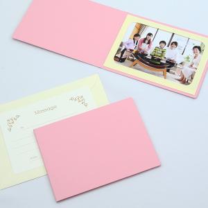ペーパー フォトフレーム 写真台紙 無地表紙 Lサイズ （89×127mm） 1面ヨコ ピンク （メッセージカード：ツタ）