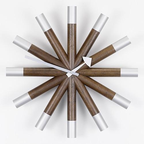 Vitra(ヴィトラ)掛時計 Wheel Clock(ウィール クロック)ウォルナット/アルミニウム
