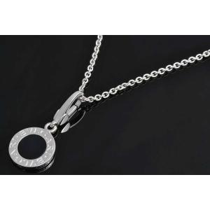 UNOAERRE(ウノアエレ) ペンダントトップ K18WG 美品 UNOAERRE（ウノアエレ） ペンダントトップ 人モチーフ ボール K18YG