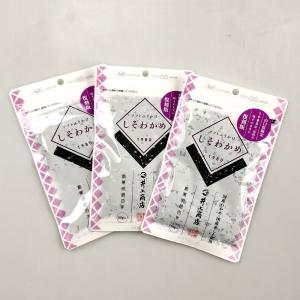 メール便【送料無料】『井上商店　復刻版しそわかめ1980　３袋セット』（国産わかめ・国産赤しそ）