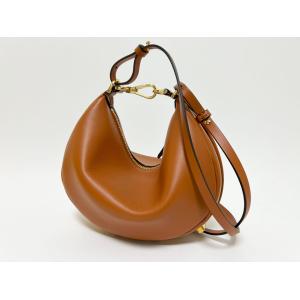 RUNAWAY 送料無料 FENDI フェンディ ラナウェイ メンズウォッチ 腕時計