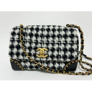CHANEL（シャネル） チェーンショルダーバッグ ポーチ ツイード