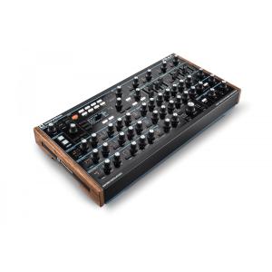 novation シンセサイザー PEAK