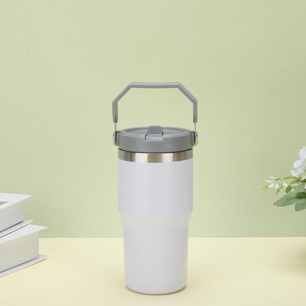 水筒 600ml 900ml タンブラー ステンレス ステンレスボトル 保冷 保温 真空 大容量 マ...
