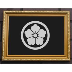 金色額入り家紋【丸に唐花】