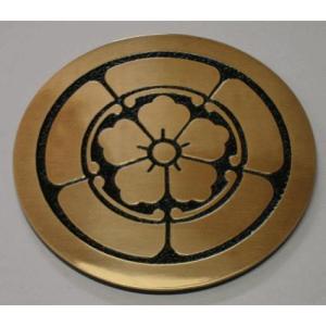 丸に五瓜に唐花 8cm 高級家紋エッチングエンブレム