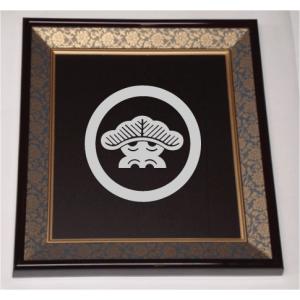 壁掛け額入り家紋 【丸に三本杉】 : ヤマトデザインヤフー店 - 通販