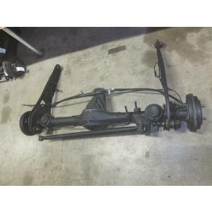 [中古] R5/3 NV100クリッパー 5BD-DR17V リアデフホーシング 43018-4A0...