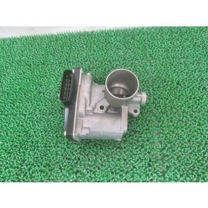 [中古] R6/8 ミニキャブ 3BD-DS16T スロットルボディ MQ517813 370224...