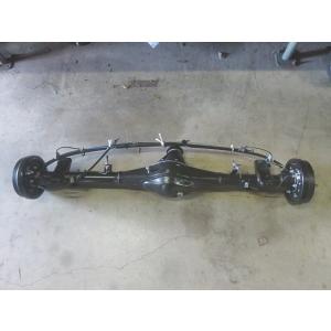 [中古] R6/8 ミニキャブ 3BD-DS16T リアデフホーシング MQ517193 37022...