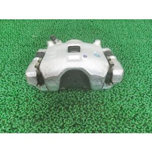 [中古] R6/8 ミニキャブ 3BD-DS16T 左フロントブレーキキャリパー MQ513411 ...