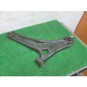 [中古] R4/3 NT100クリッパー 3BD-DR16T 右フロントロアアーム 54500-4A...
