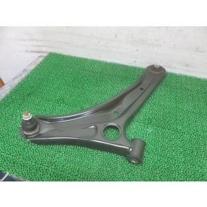 [中古] R4/3 NT100クリッパー 3BD-DR16T 左フロントロアアーム 54501-4A...