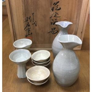 有田焼 古伊万里桜 酒器揃 (徳利×1、盃×5)（木箱入り） : 有田焼や 心