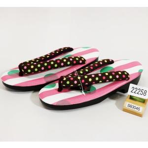 草履 ヒール高 刺繍鼻緒 フリーサイズ 24cm 適合足サイズ22.5cm〜24.5  