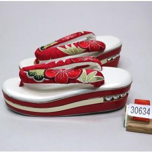 草履 ヒール高 踵3段 松竹梅花緒 パール装飾 フリーサイズ 適合足  