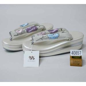 草履 ヒール高 3枚芯 3段 梅刺繍鼻緒 パステル フリーサイズ 24.0cm  