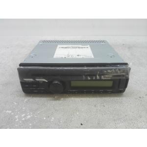 キャンター  オーディオ デッキ  ML235828 未チェック 新車外し保管品 12V yatsu