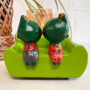 木彫りサイドテーブル 飾り台 アジア家具 カービング 猫足 バリ島の引き出し付きサイドテーブル♪ 花台 猫足 無垢材 木製 彫刻