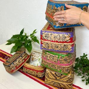 アンティーク調ウッドBOX（ボストン型）♪ 宝箱 収納雑貨 小物入れ