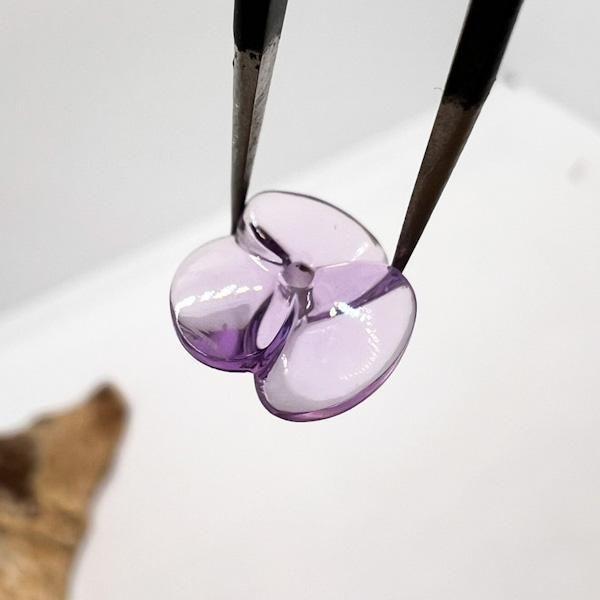 アメジスト フラワー 穴あり P84880055-28♪ 天然石 ルース 宝石 ジェム 裸石 誕生石...