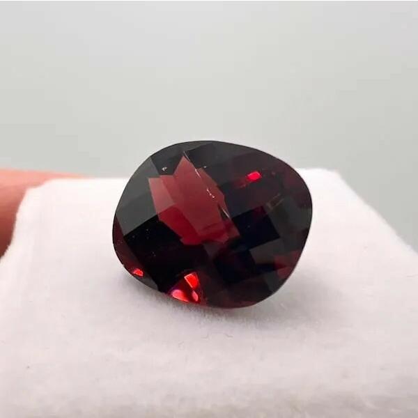 グロッシュラーライトガーネット 14mm×12mm クッションカット パイナップル W7788007...